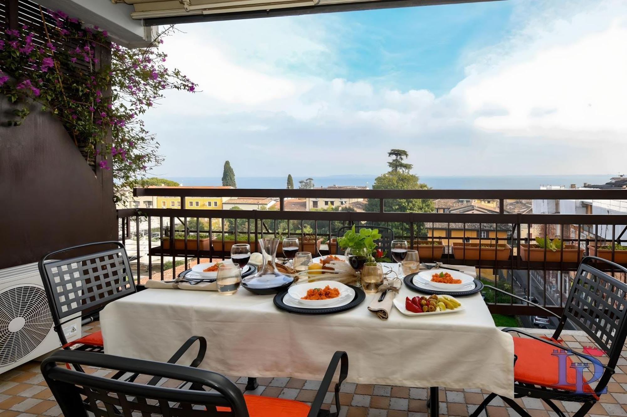 Desenzanoloft Official Partner Marriott Homes & Villas -Ciao Lago Family Apartment Дезенцано-дель-Гарда Экстерьер фото